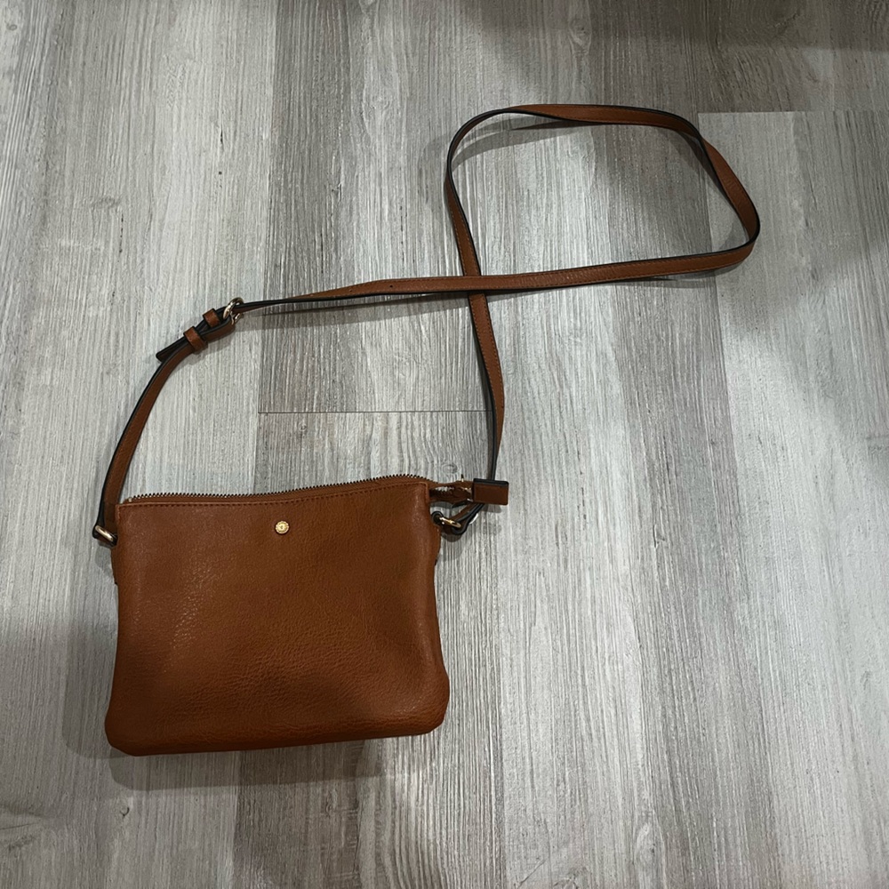 Crossbody purse